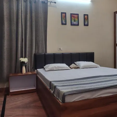 Paarijaat Homestay & Guesthouse Ayodhya Exterior photo