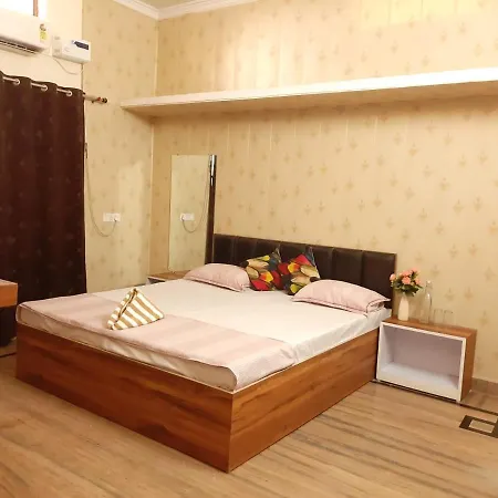 Paarijaat Homestay & Guesthouse Ayodhya Exterior photo