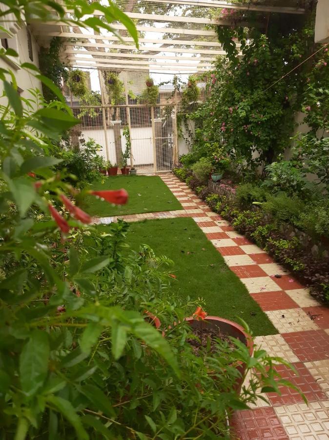 Homestay Paarijaat &