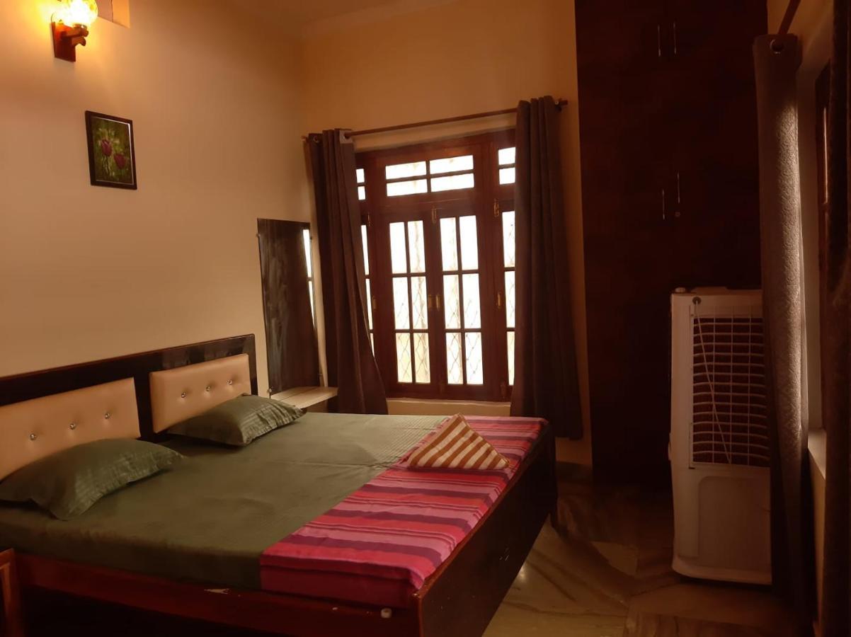 Homestay Paarijaat & Ayodhya